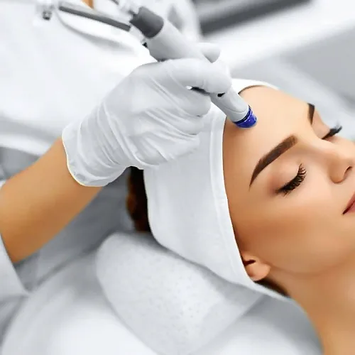 Experience the Benefits of Micro-Needling: Classes Offered in Brentwood