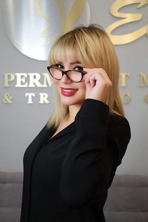 Mahnaz Bahaelou